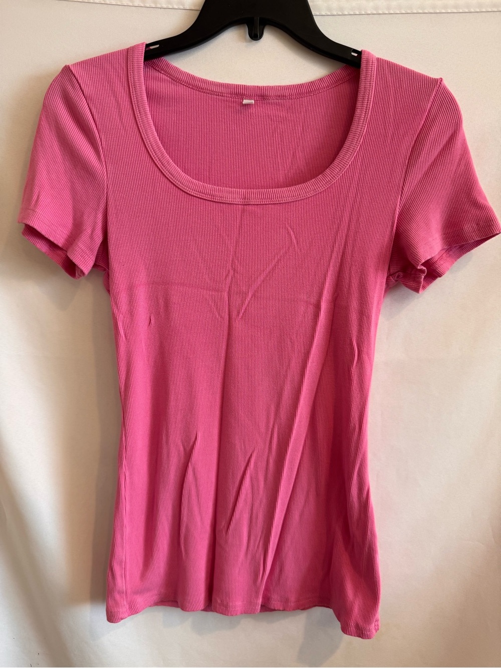 Women’s Scoop Neck Short Sleeve Top - Pink